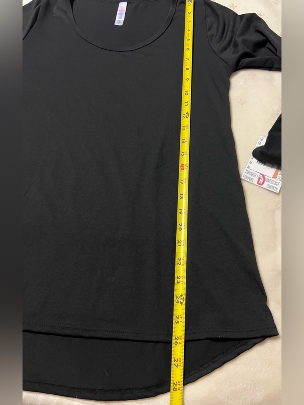 🆕 NWT LuLaRoe Black Long Sleeve Scoop Neck Stretchy “Lynnae” Top Women’s Small - Picture 6 of 6